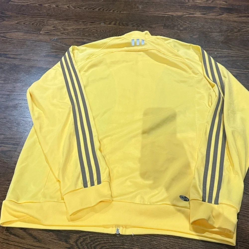 Adidas vintage Clima 365 zip up sizeXL